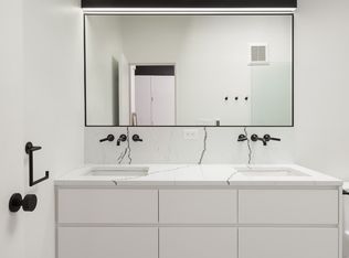 2235 Fernwood Cir, Lake Oswego, OR 97034