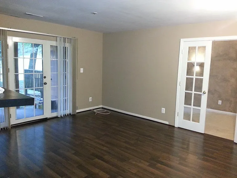4906 Columbia Rd #2 — Photo 9