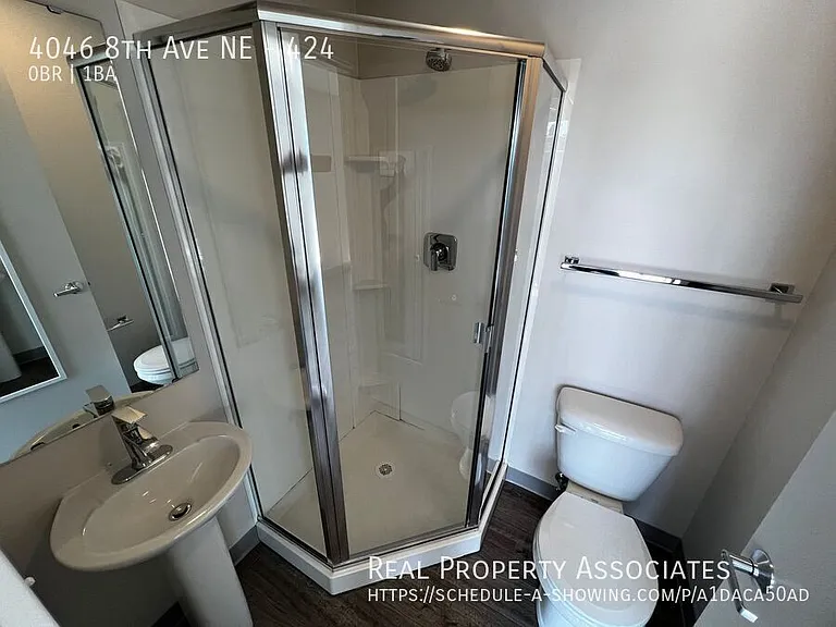 4046 8th Ave NE #424 — Photo 5