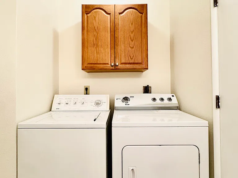 5559 Penn Cir #2 — Photo 9