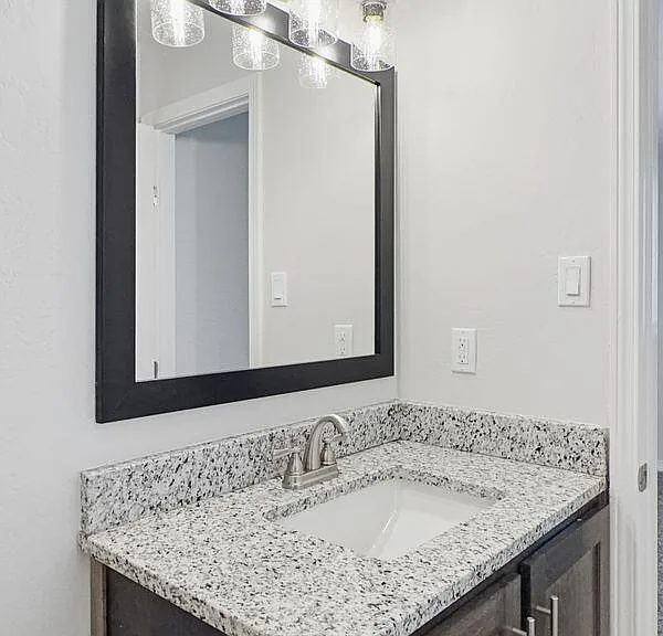 565 Gallagher St — Photo 23