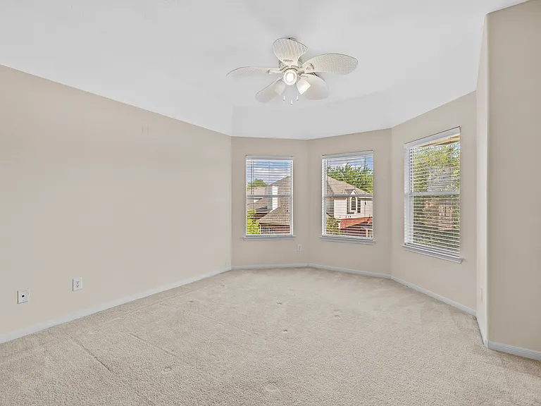 1111 Blue Leaf Dr — Photo 44