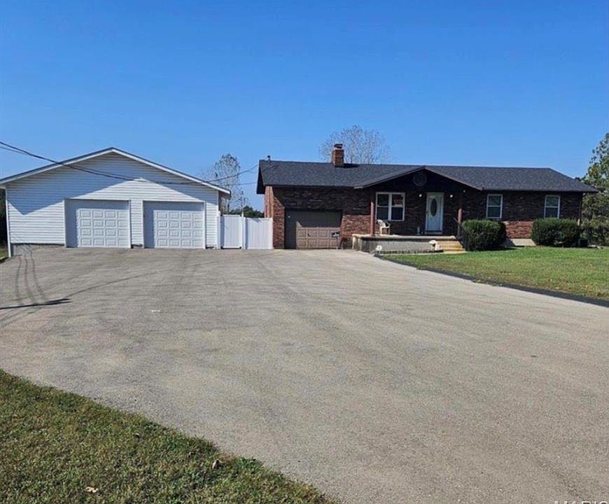1st image of 153 Landfill Rd