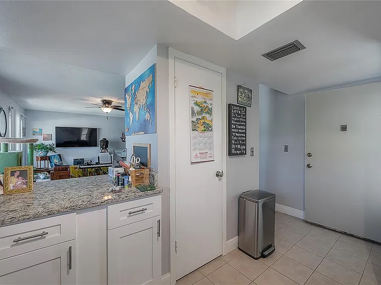 8812 Bay Pointe Dr #D202 — Photo 4