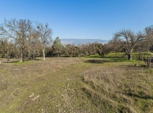 32150 Broken Arrow Ln, Auberry, CA 93602