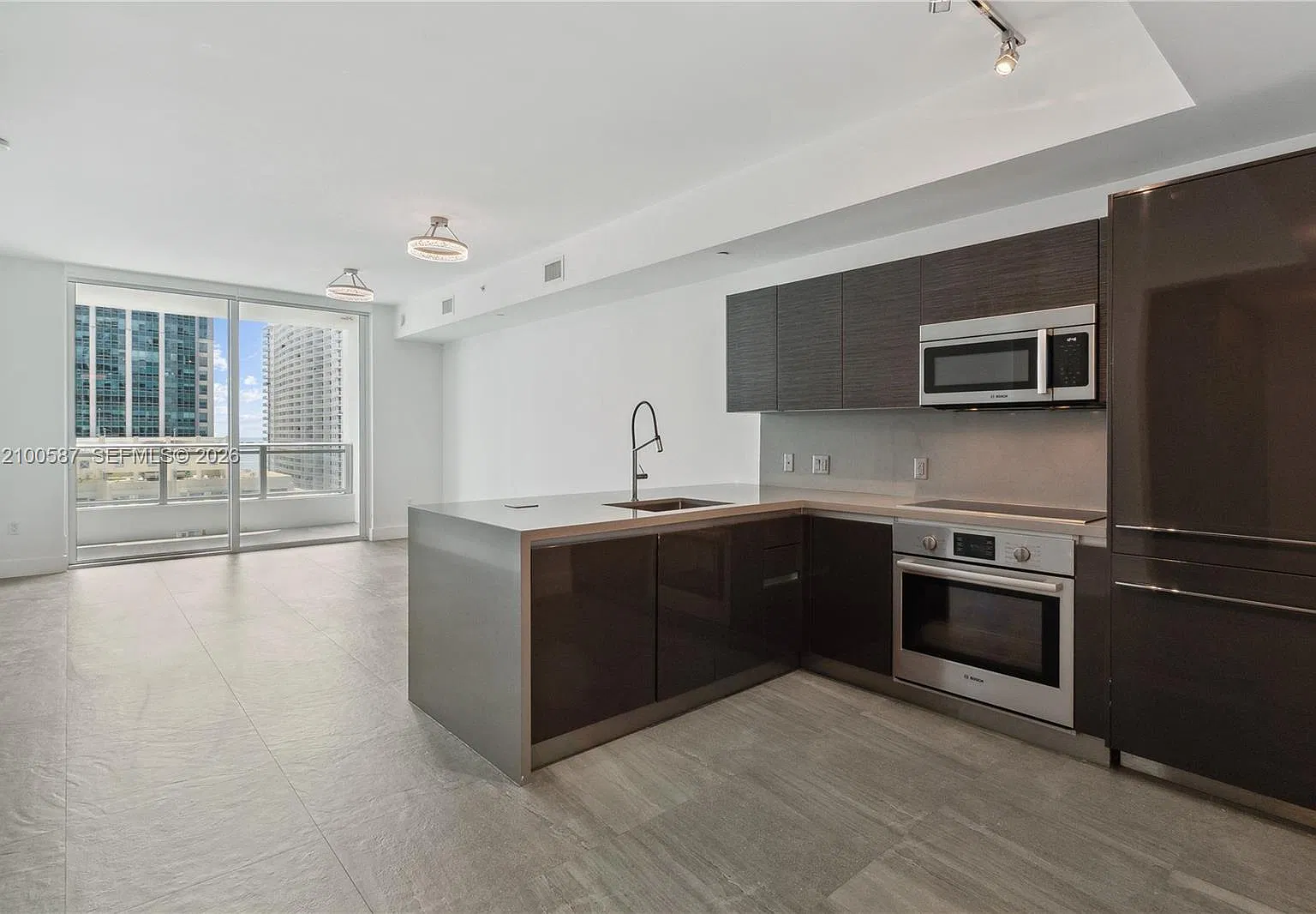 The Bondo (1080 Brickell) — Photo 1