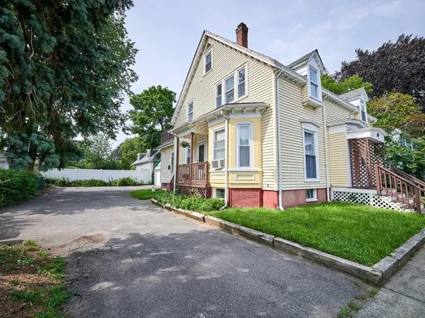 59 Baltimore St, Lynn, MA 01902