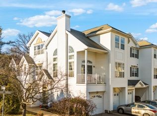 40 Wildflower Ln, Morristown, NJ 07960