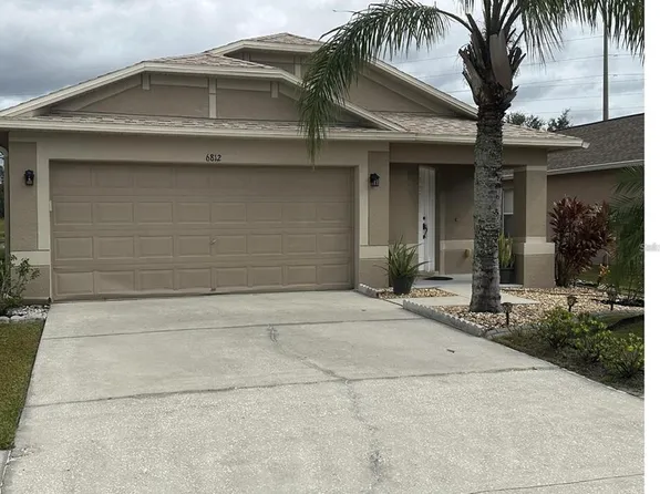 6812 Aramon Ct, Wesley Chapel, FL 33545