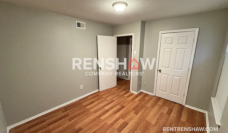 381 N Manassas St — Photo 9