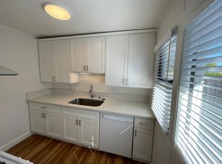 86 Barham Ave, Santa Rosa, CA 95407