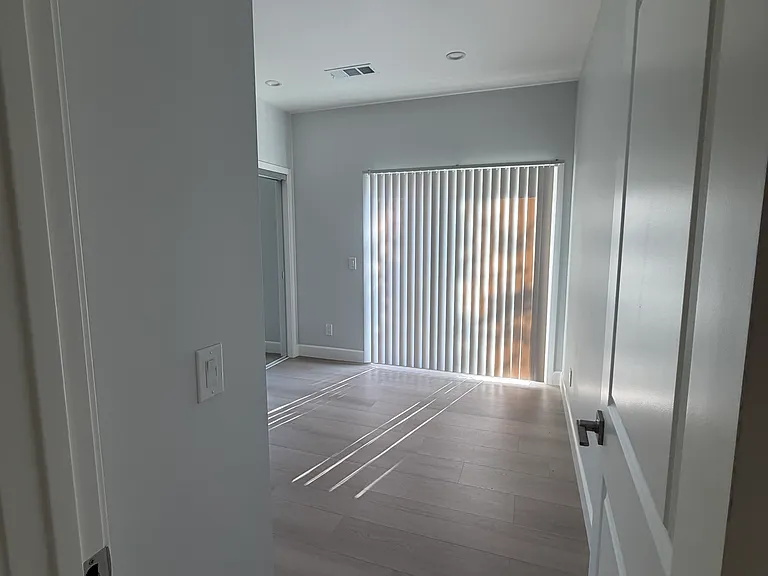 7030 Geyser Ave #7030 — Photo 14