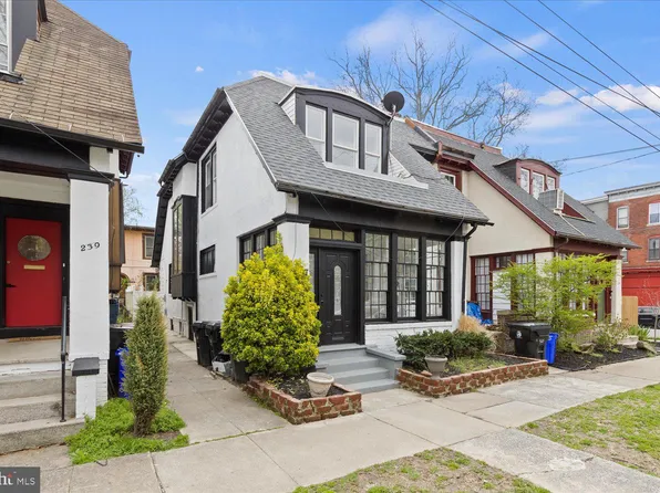 237 Woodbine St, Harrisburg, PA 17110