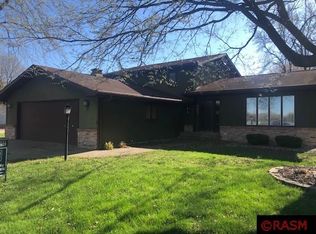 307 Central Ave S, Mapleton, MN 56065