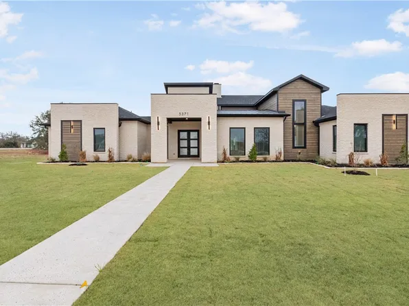 5371 Legend Oaks Ct, College Station, TX 77845