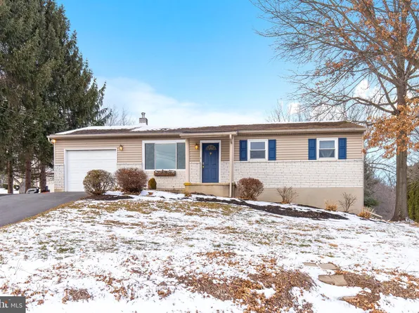 1056 Canadochly Rd, York, PA 17406