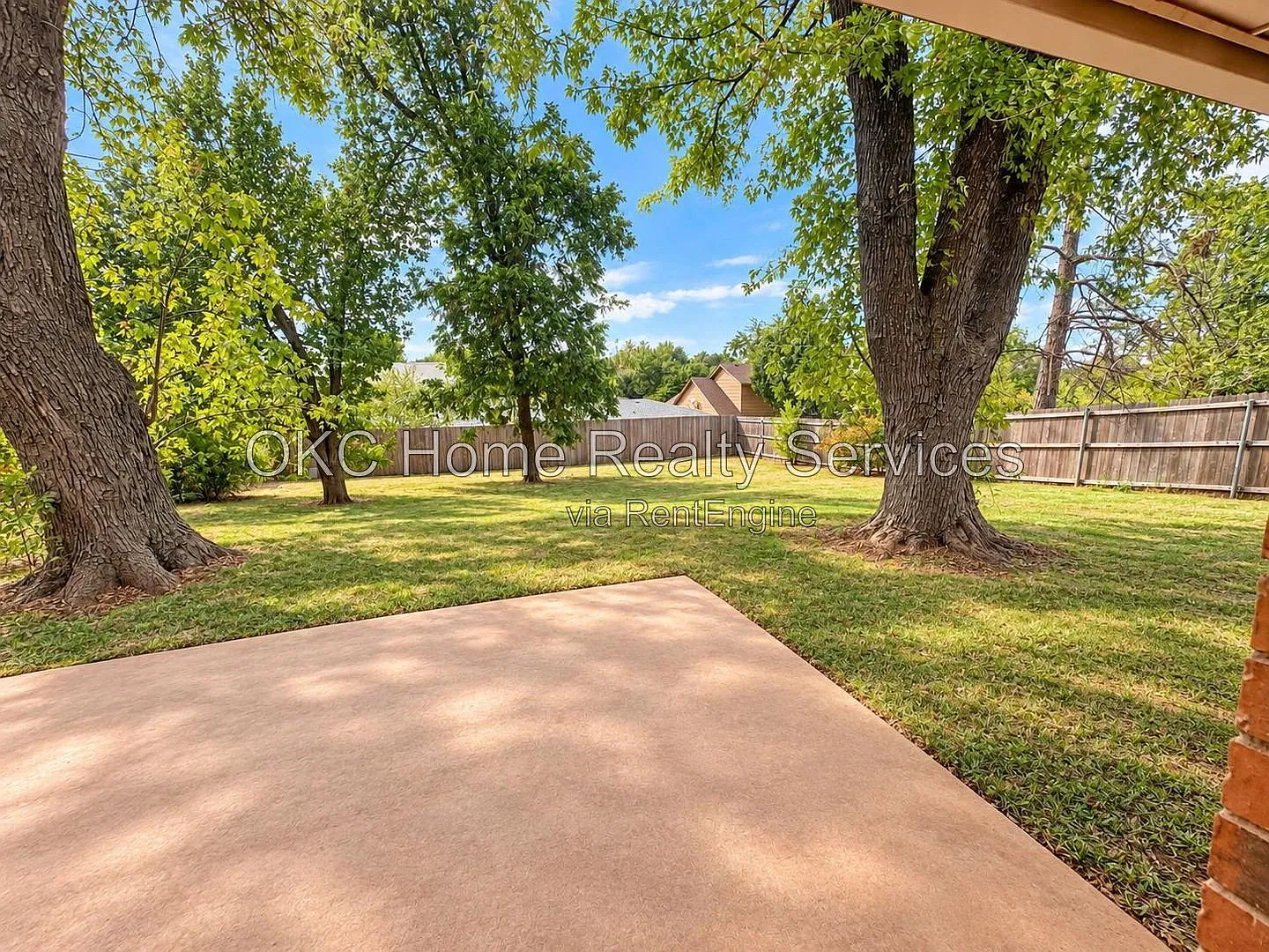 3 bed, 2.0 bath, 1858 sqft, $1,550 — Photo 3