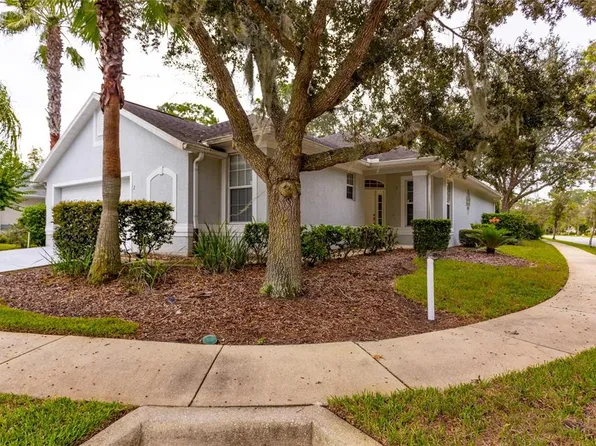 2 Crosstie Ct, Palm Coast, FL 32137