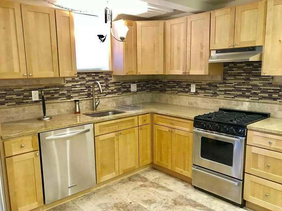 1st image of 25-45 43rd St #1