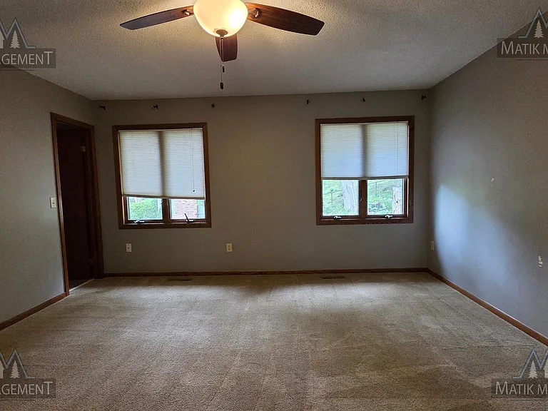 703 Northern Hills Dr NE — Photo 20