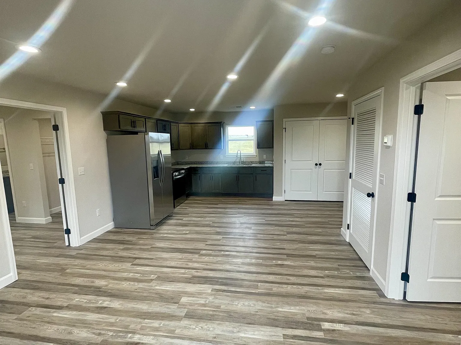 214 New Oak Dr - 14 — Photo 3
