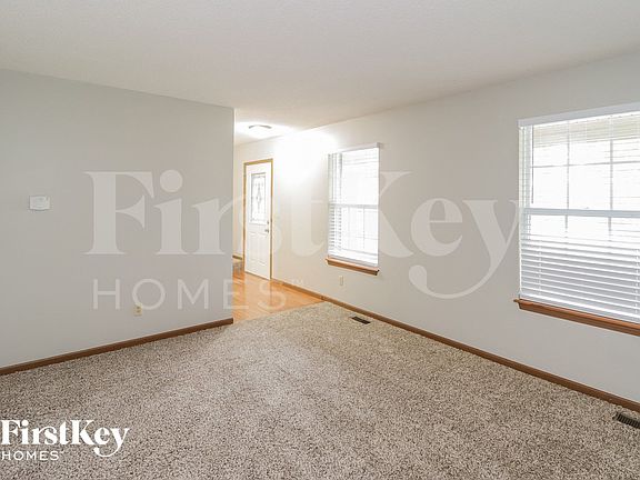 5th image of 616 Fawn Pl