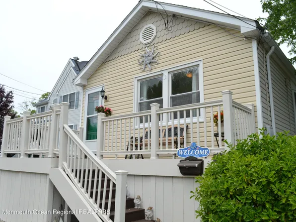 87 Monmouth Avenue, North Middletown, NJ 07748