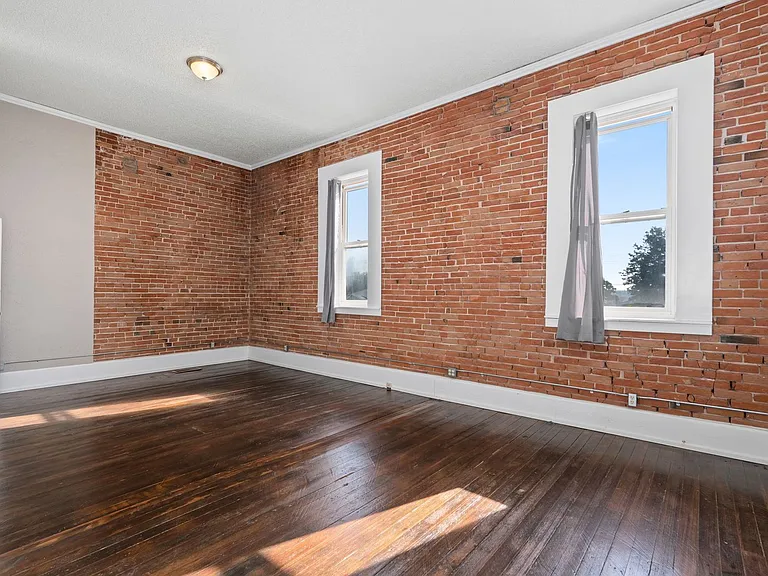 4120 Main St — Photo 6