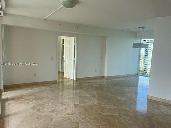 4th image of 3370 NE 190th St APT 1505