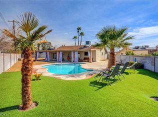 220 Moller Cir, Las Vegas, NV 89107