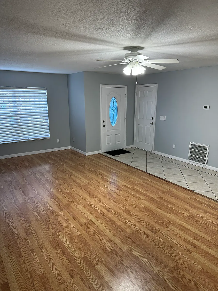 Building Photo - 5155 Luna Negra Dr
