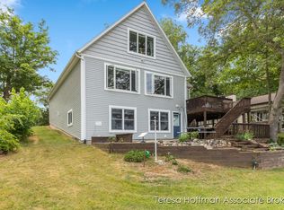 349 Clear Lk, Dowling, MI 49050