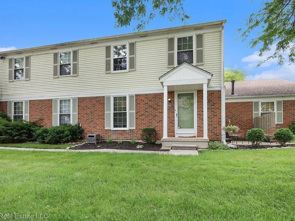 24621 Spring Ln #6, Harrison Township, MI 48045