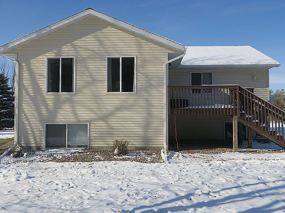 Straight on back view