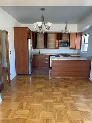 Rented by Manhattan Flats | media 31