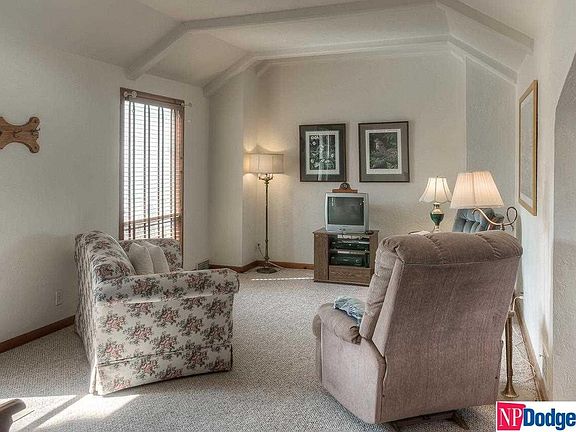 3rd image of 5144 Evans St