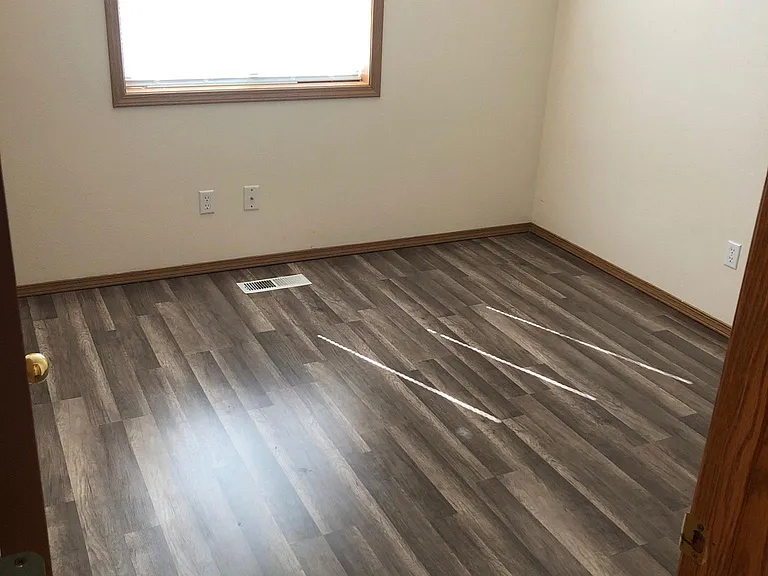 2912 NE Delancey Ct — Photo 19