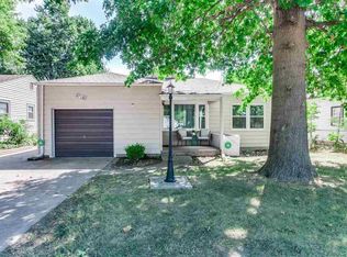 1938 S Madison Ave, Wichita, KS 67211