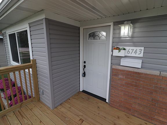 5th image of 6743 Parrish Ave