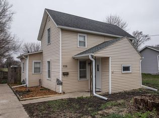 526 E Walnut St, Ogden, IA 50212