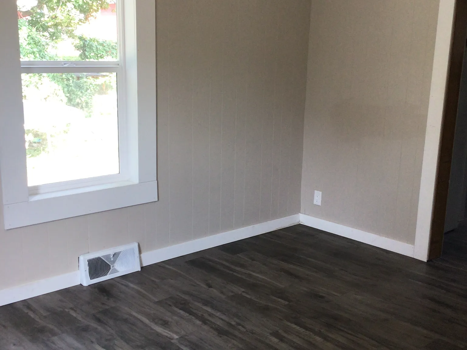 2 bed, 856 sqft, $1,500 — Photo 2