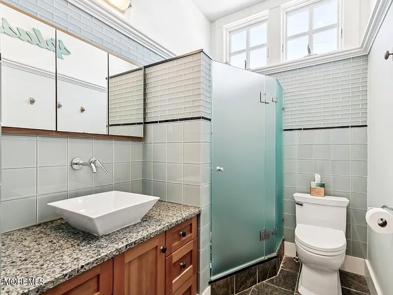 54 Osborne Ave — Photo 21