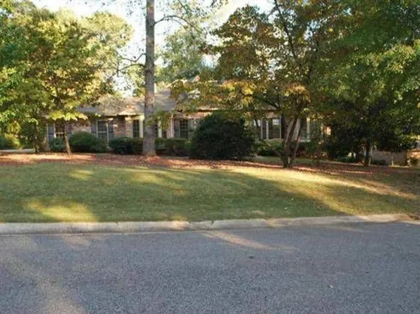 3201 Mockingbird Ln, Birmingham, AL 35226