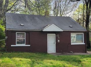 6729 S Benton Ave, Kansas City, MO 64132