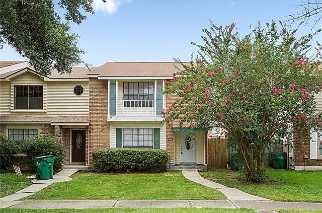 1st image of 2409 Oxford Pl