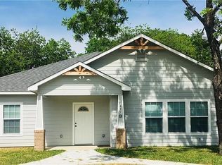 635 N 15th St #B, Corsicana, TX 75110