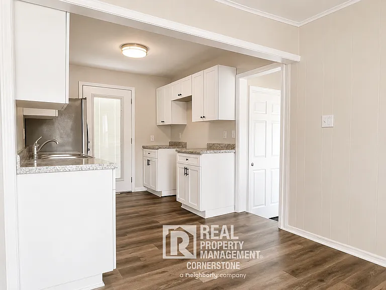 8620 Portage Rd — Photo 2