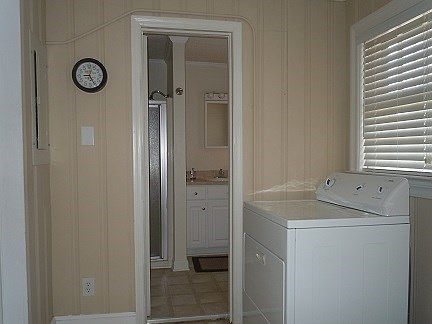5th image of 801 E Mulberry St