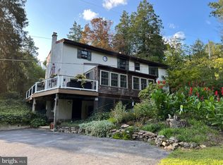 32 Gilde Rd, Douglassville, PA 19518