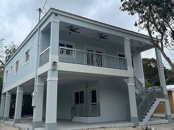 2nd image of 25 Bonita Ave